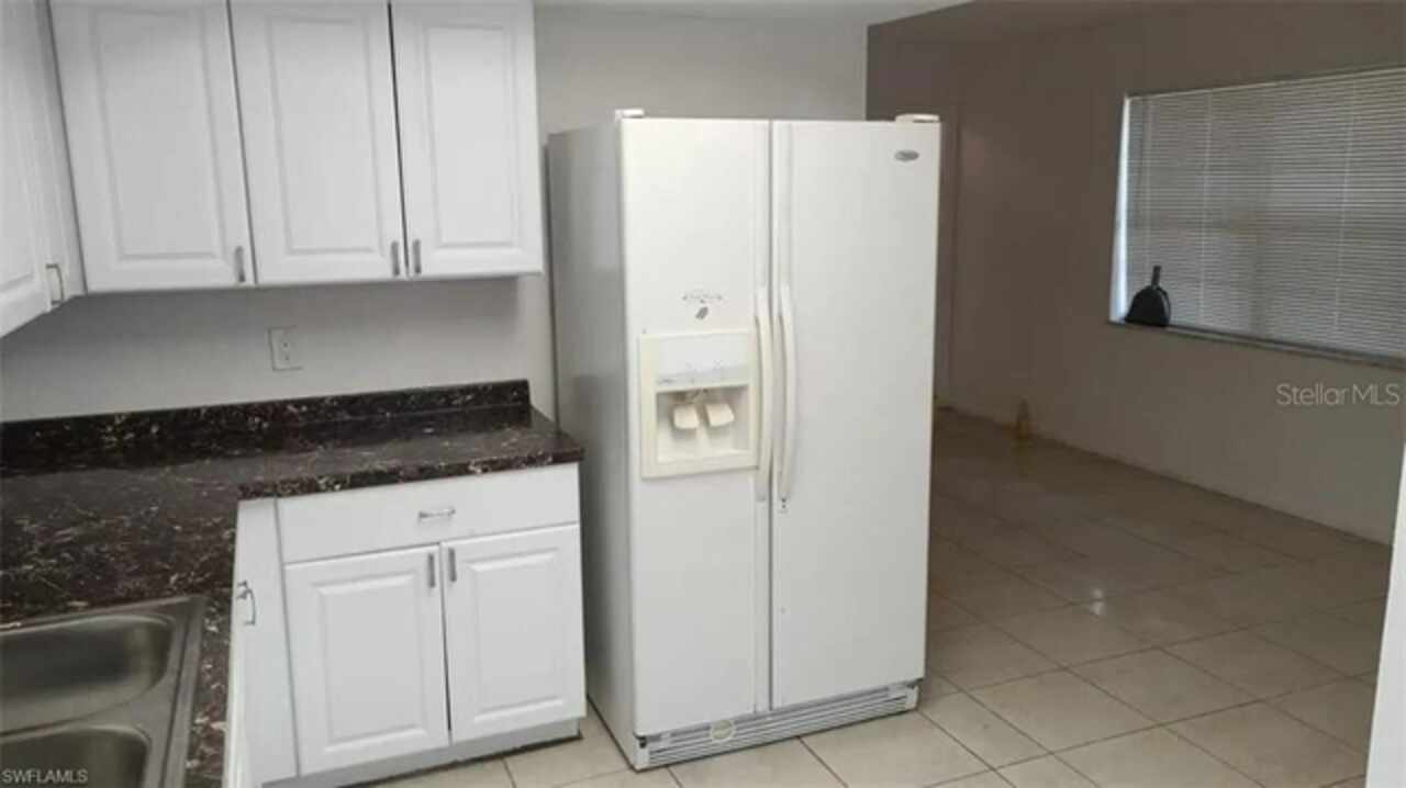 Listing Photo 12
