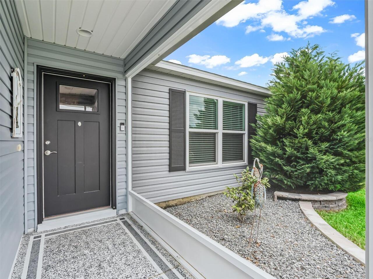 Listing Photo 9