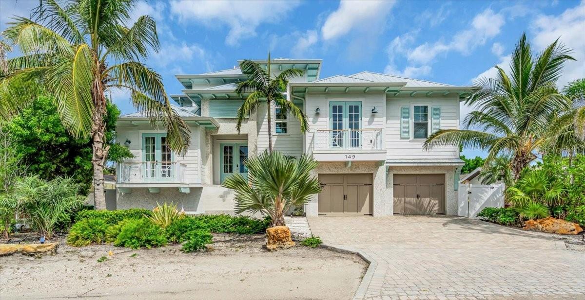 9BR, Home, 8BA, $4,999,999
Read More