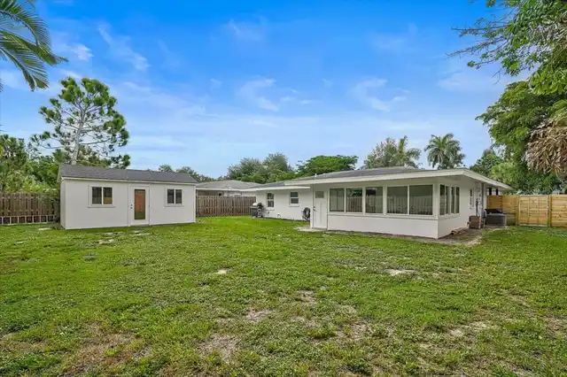 Listing Photo 32