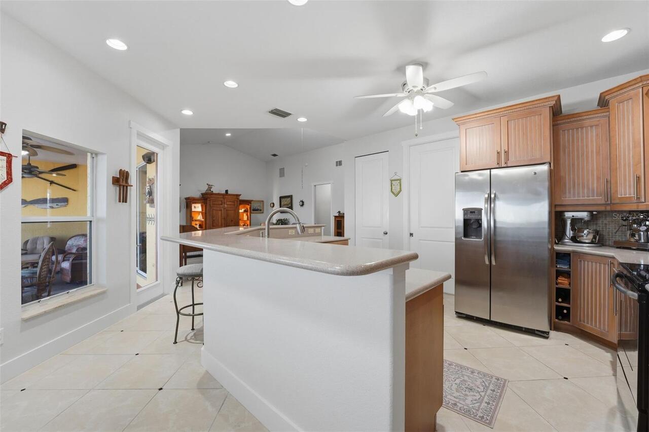 Listing Photo 12