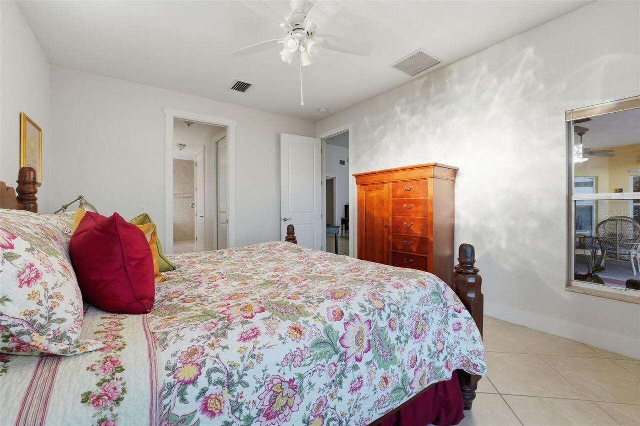 Listing Photo 24