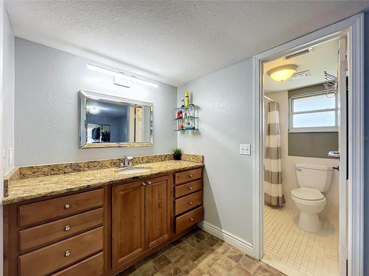 Listing Photo 38