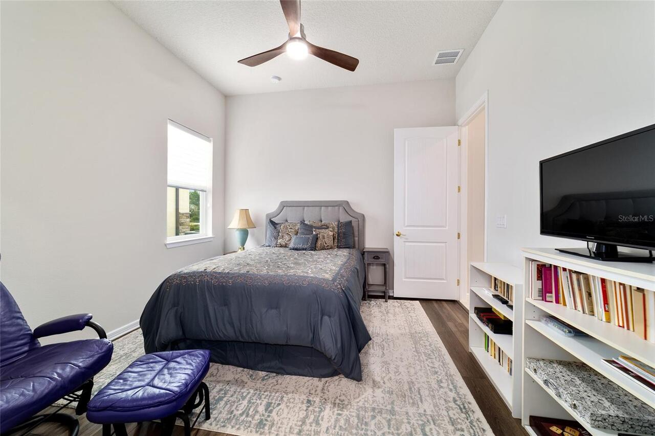 Listing Photo 32