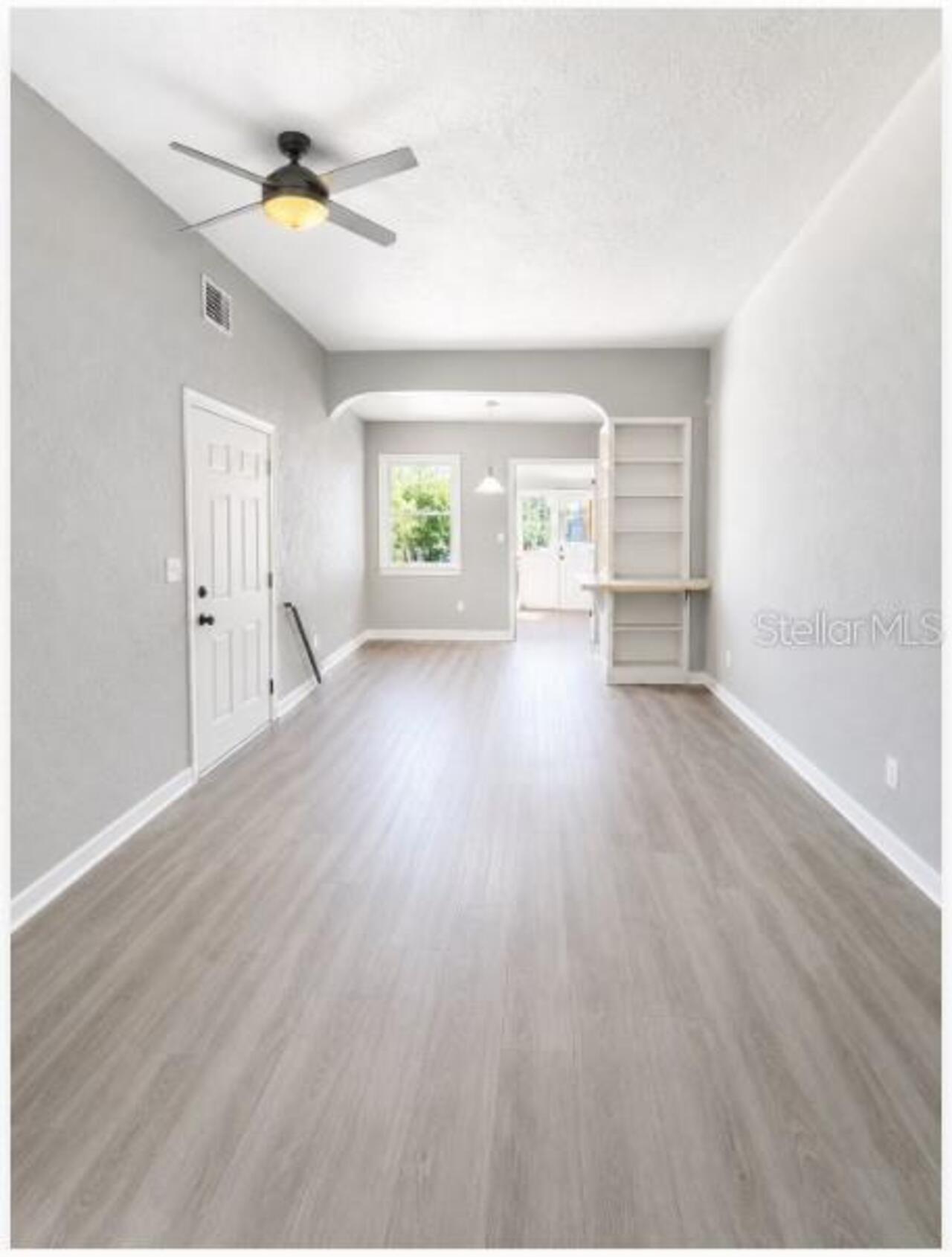 Listing Photo 9