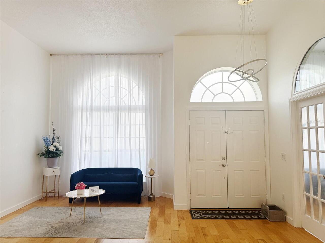 Listing Photo 9