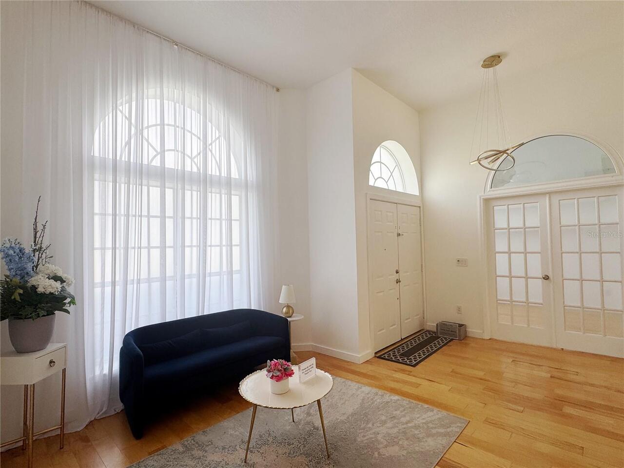 Listing Photo 10