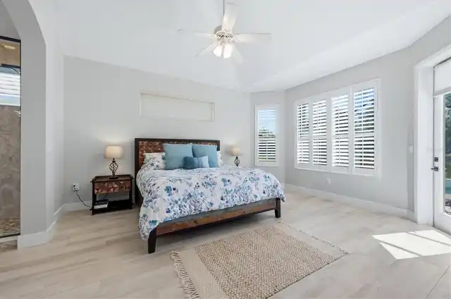 Listing Photo 14