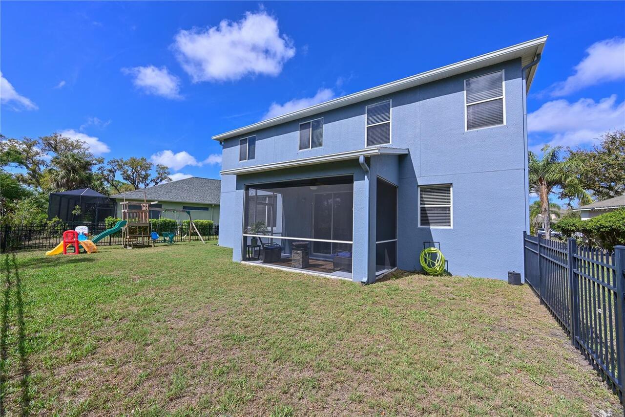 Listing Photo 25