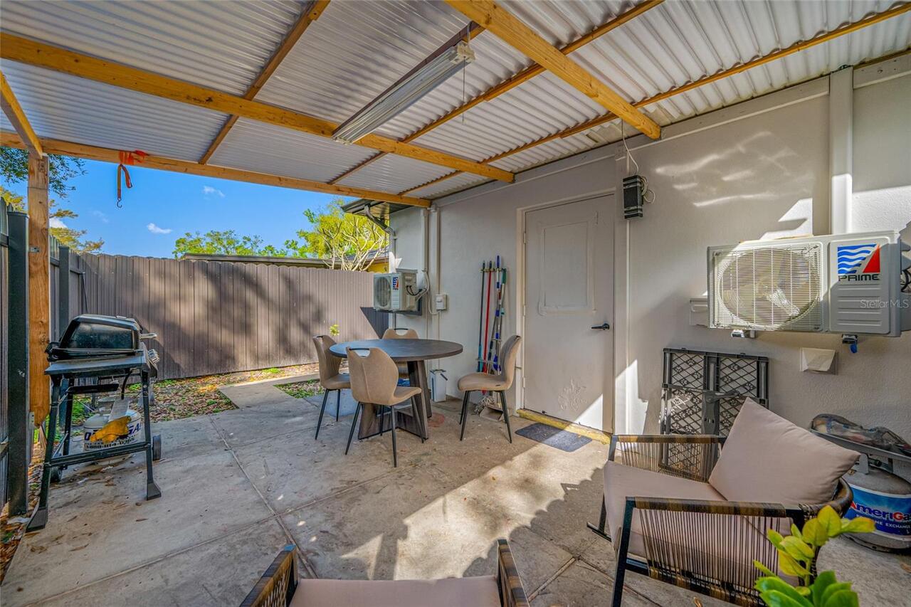 Listing Photo 11