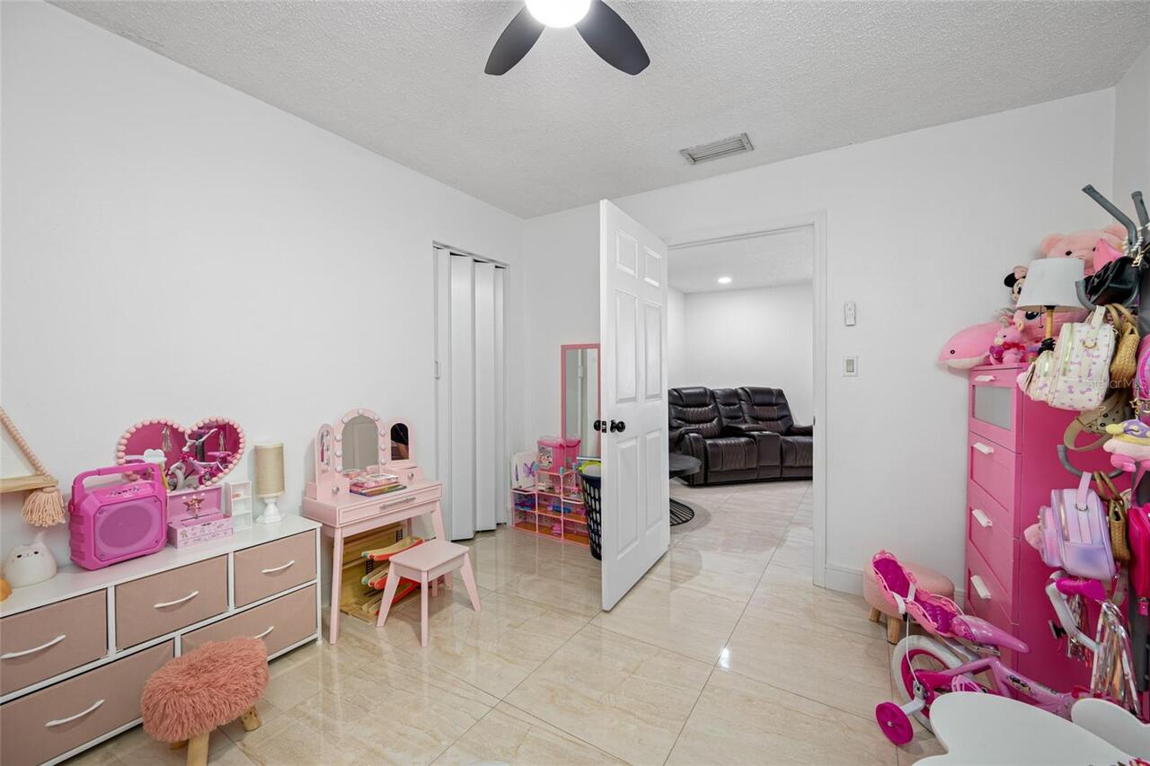 Listing Photo 24