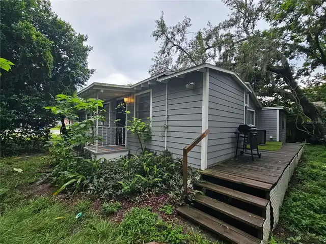 Listing Photo 10