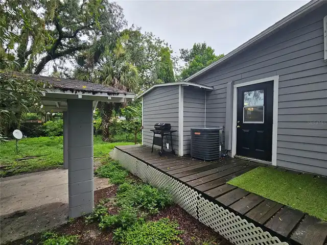 Listing Photo 11