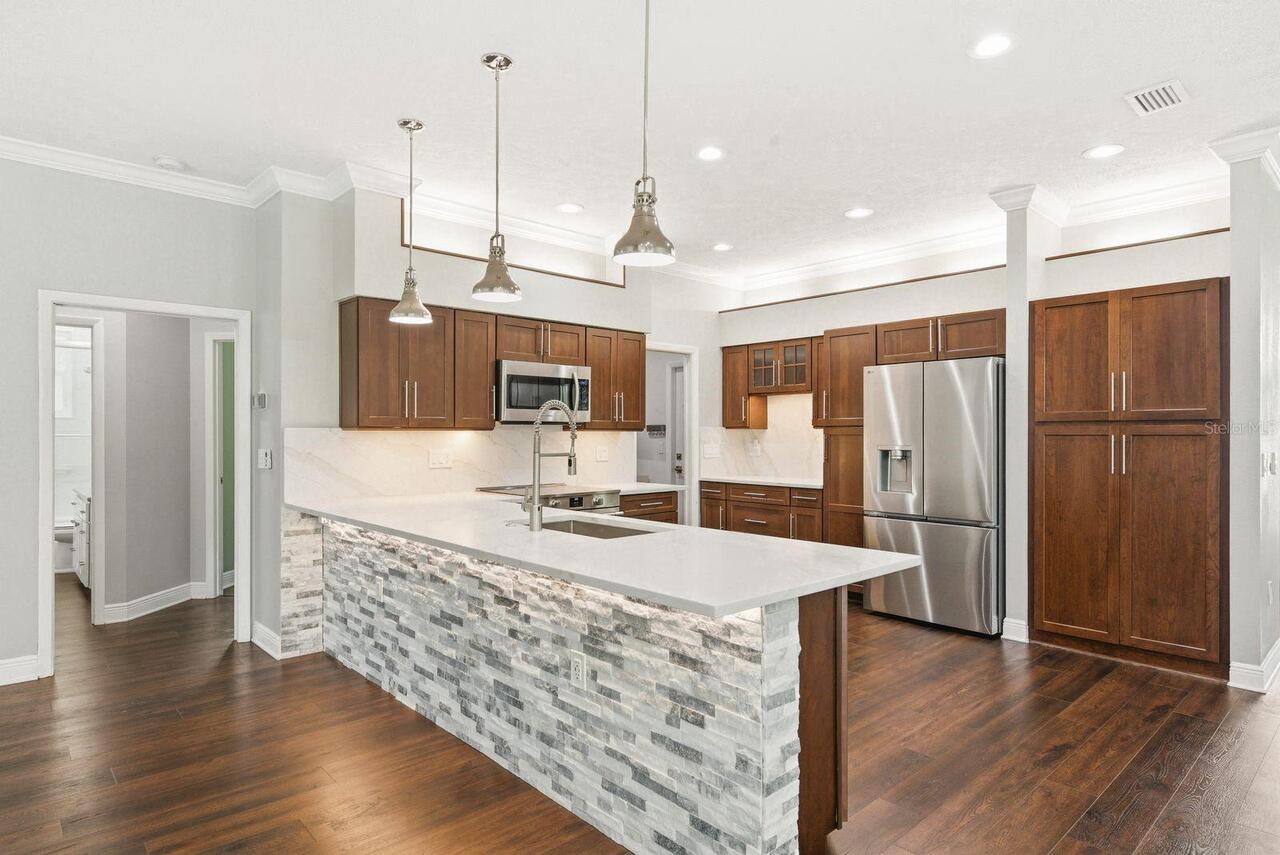 Listing Photo 15
