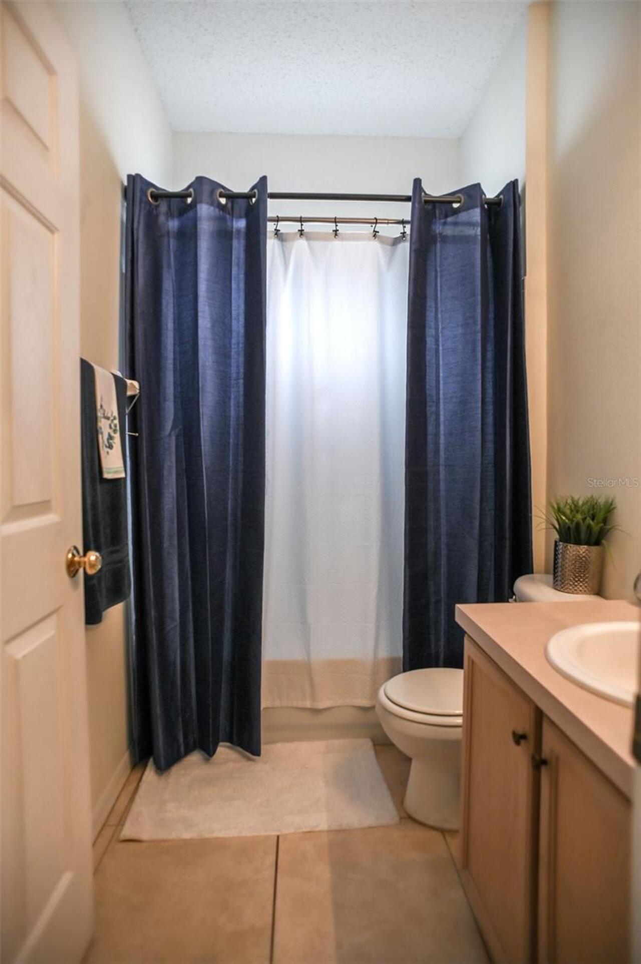 Listing Photo 8