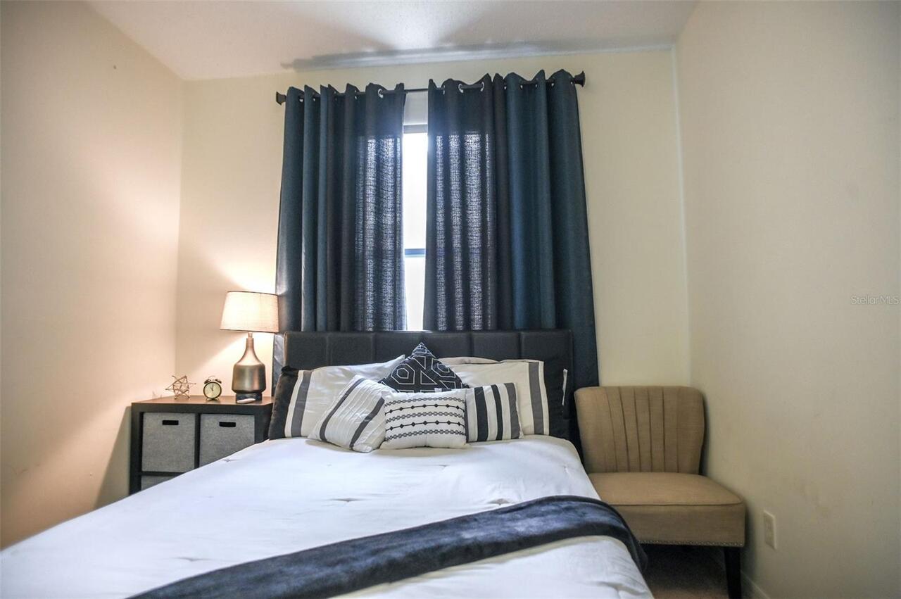 Listing Photo 12