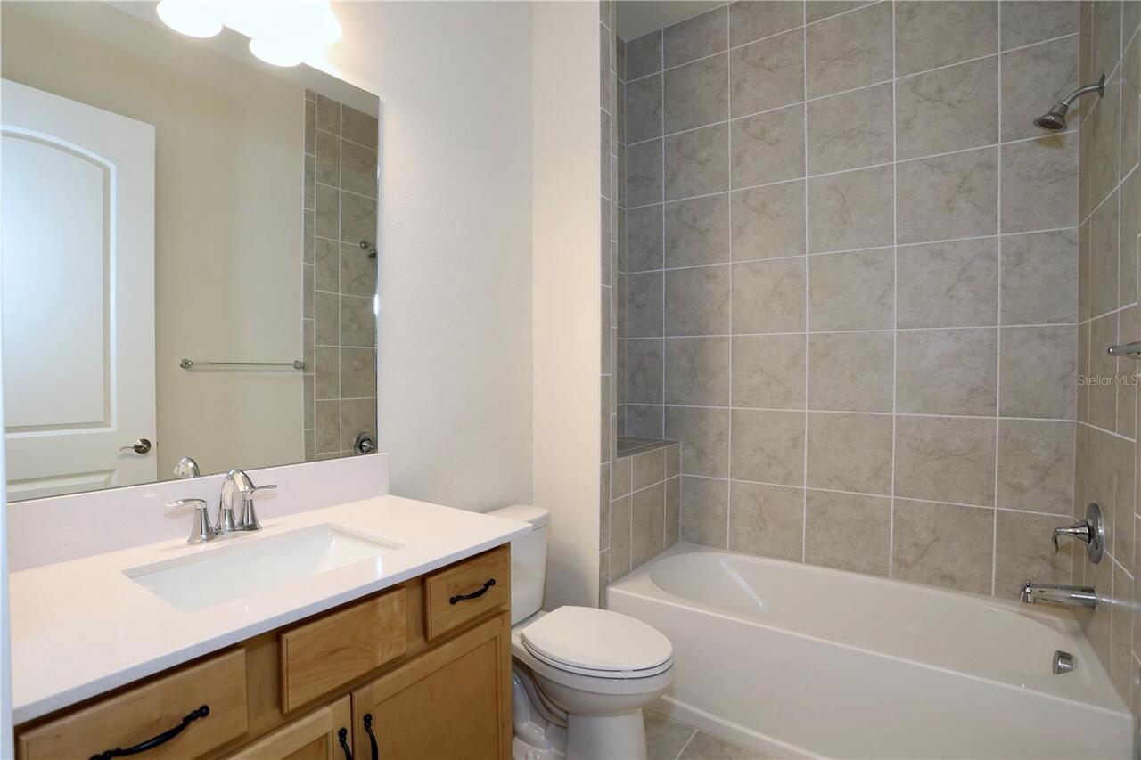 Listing Photo 14