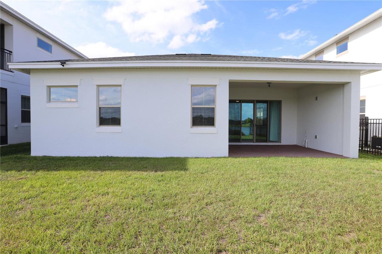 Listing Photo 17