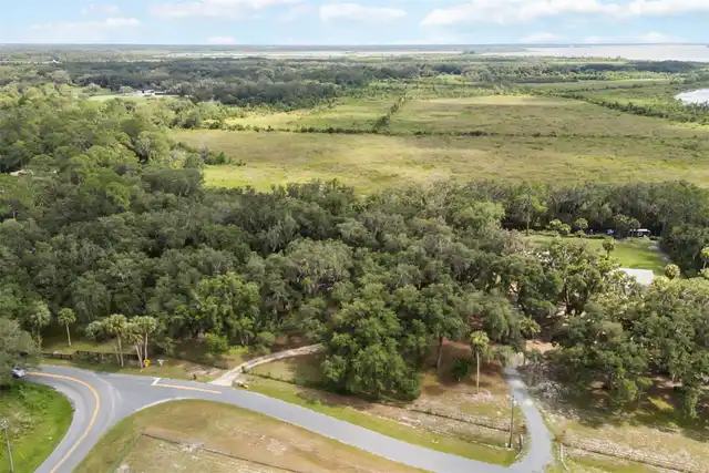 Listing Photo 36