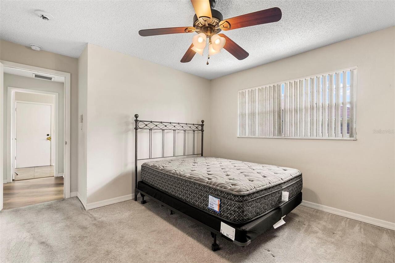Listing Photo 14