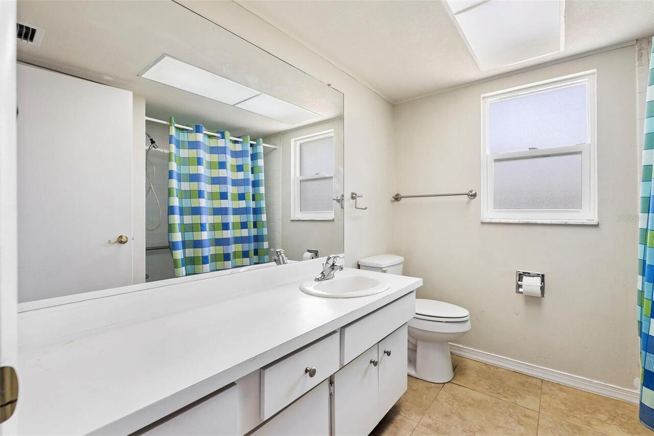 Listing Photo 16