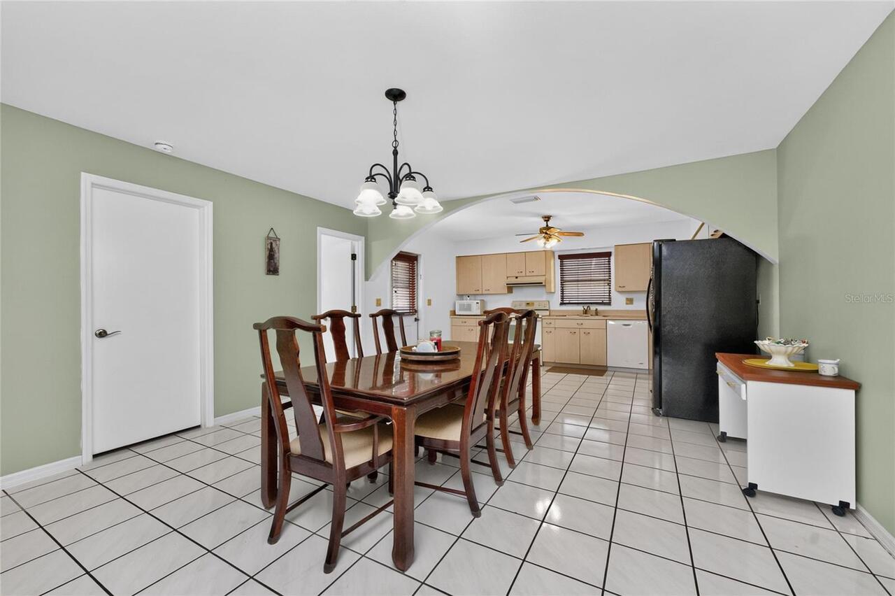 Listing Photo 10