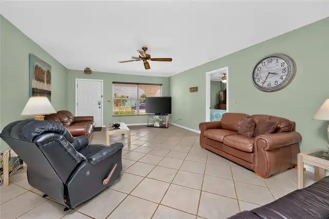 Listing Photo 7