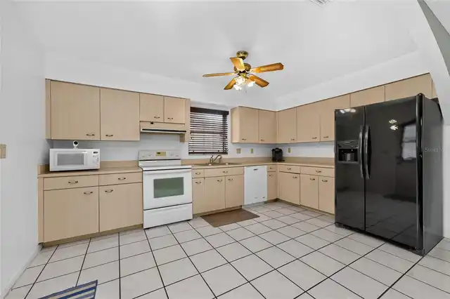 Listing Photo 15