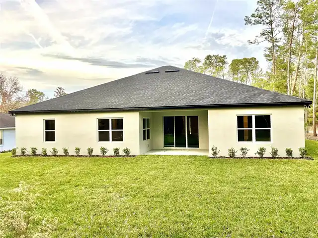 Listing Photo 8