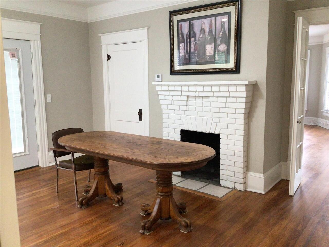 Listing Photo 12