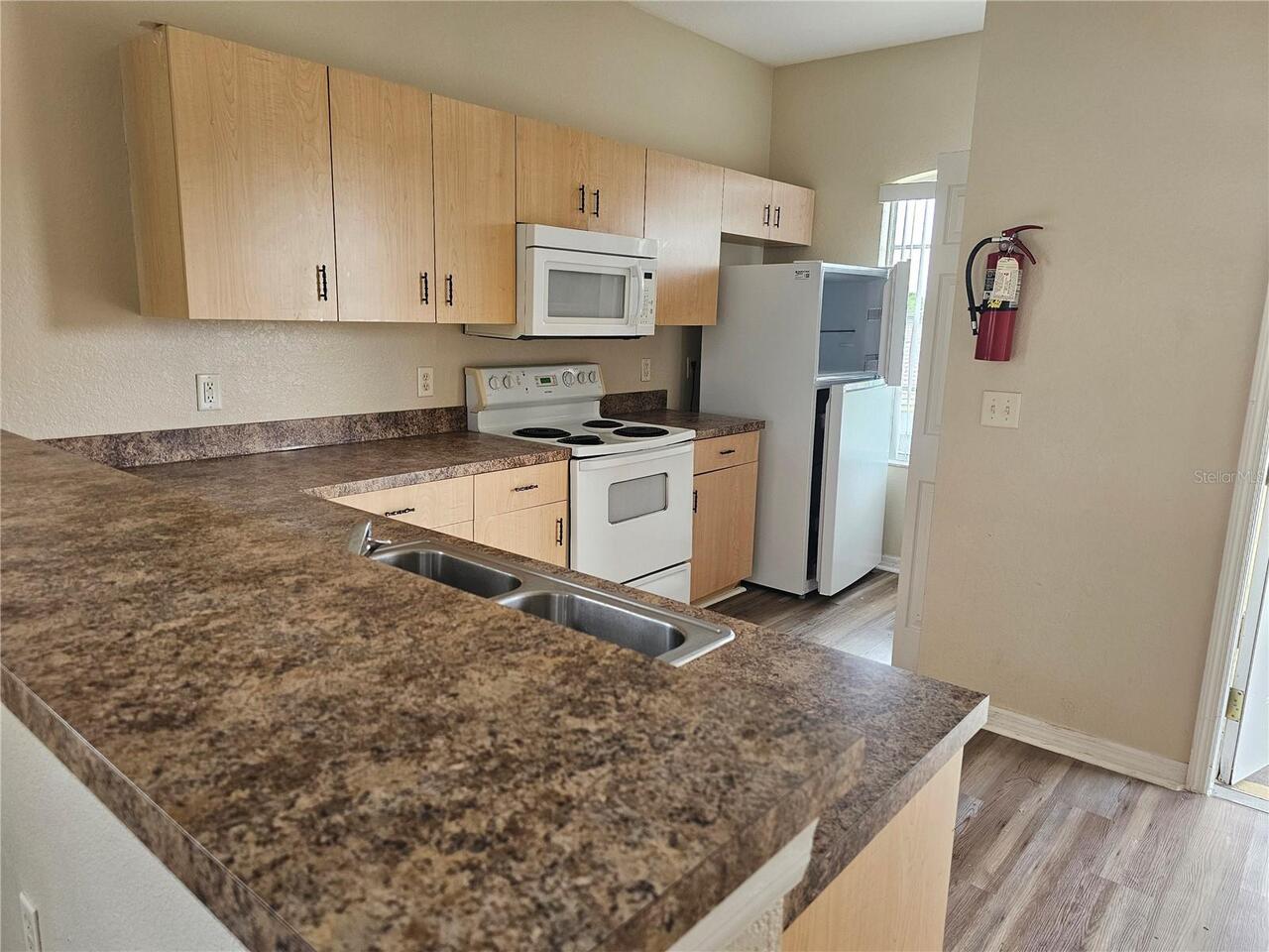 Listing Photo 17