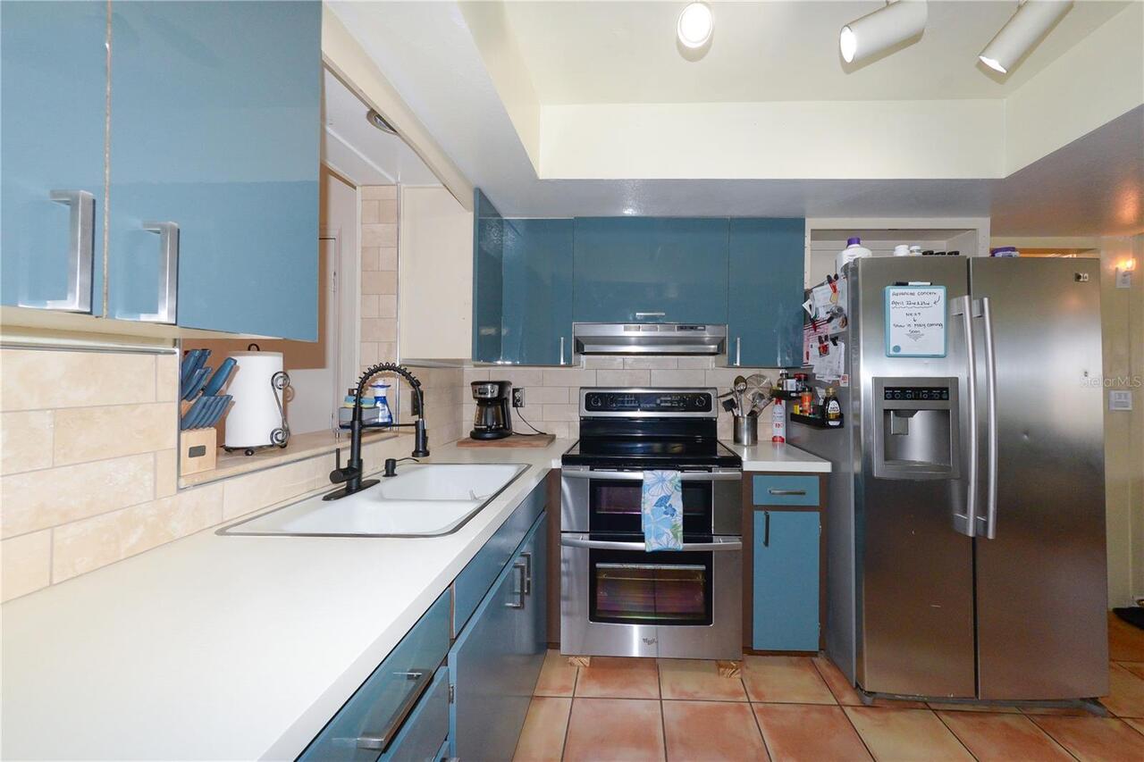 Listing Photo 9