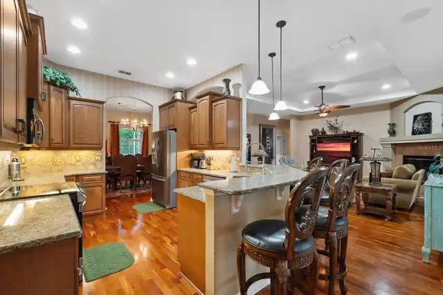 Listing Photo 18