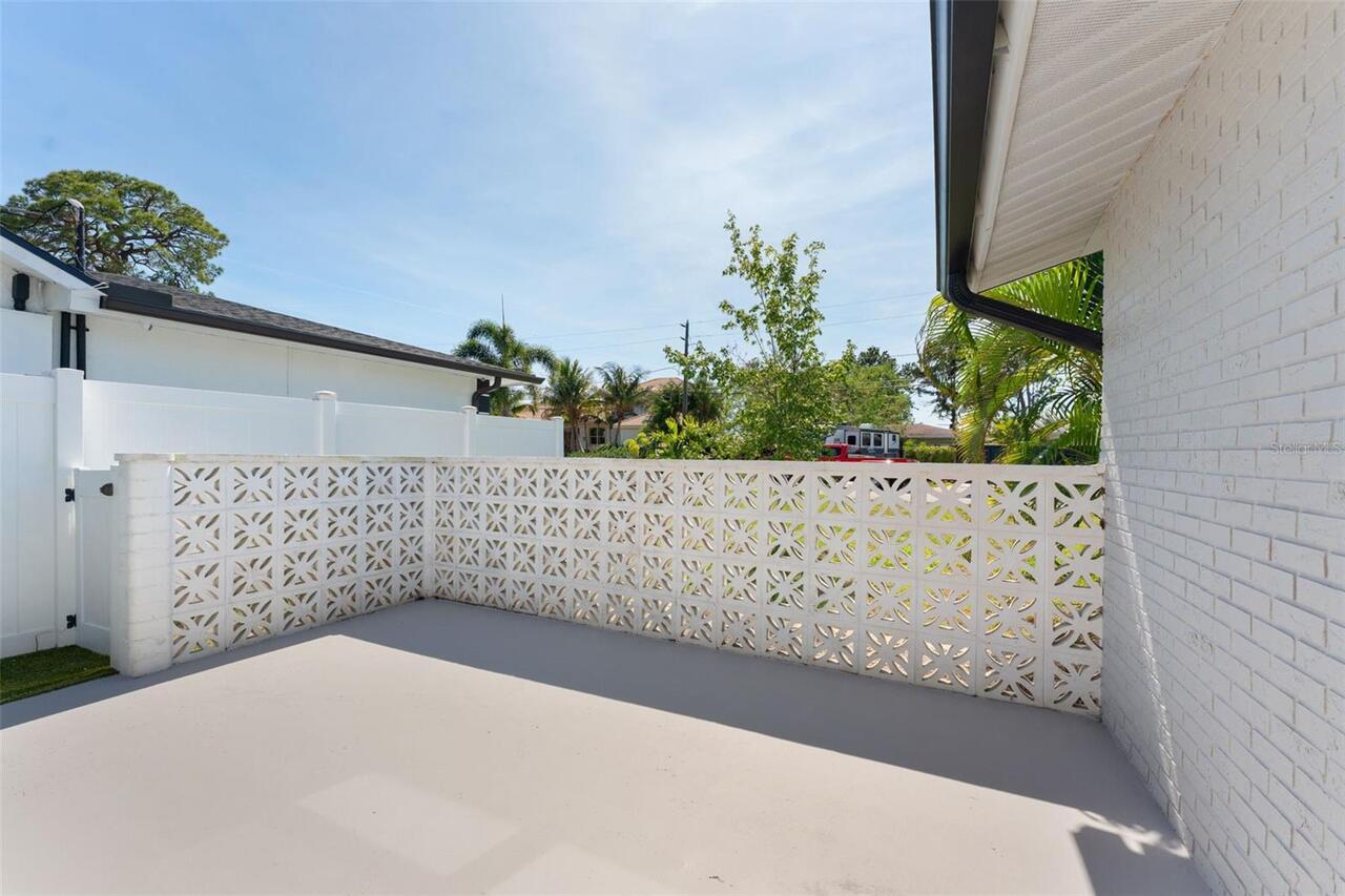 Listing Photo 32