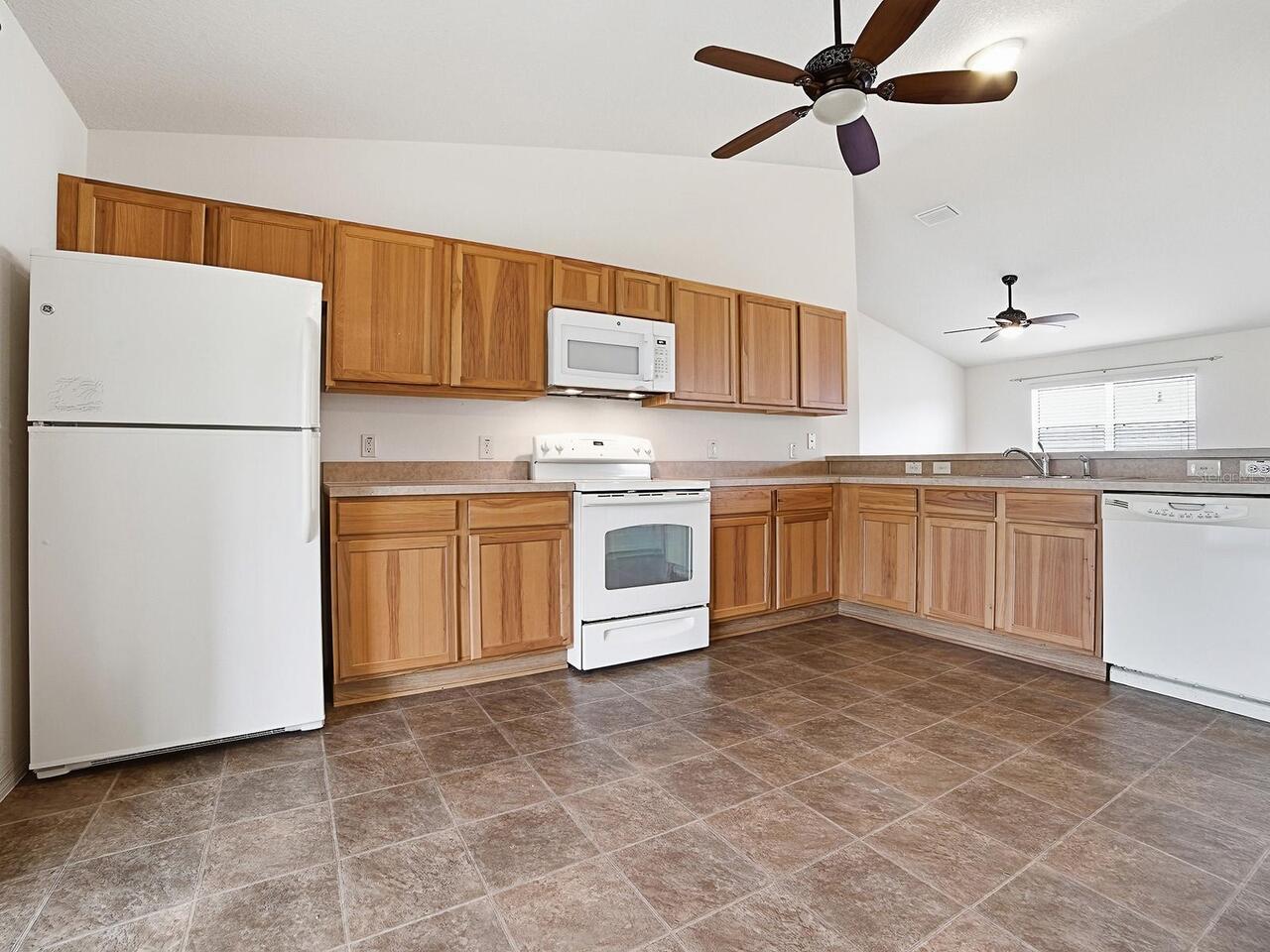 Listing Photo 17