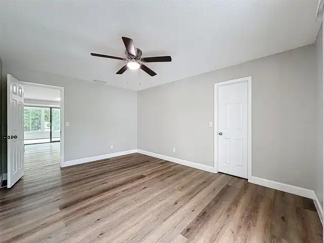 Listing Photo 33