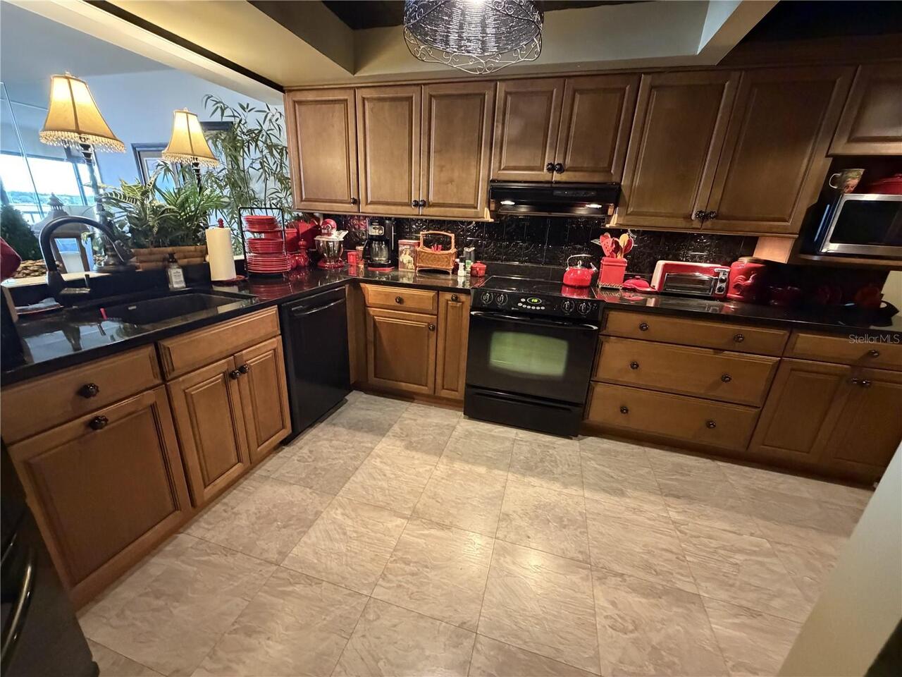 Listing Photo 7