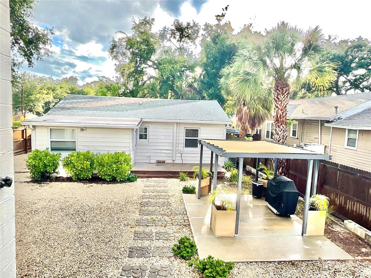 Listing Photo 17