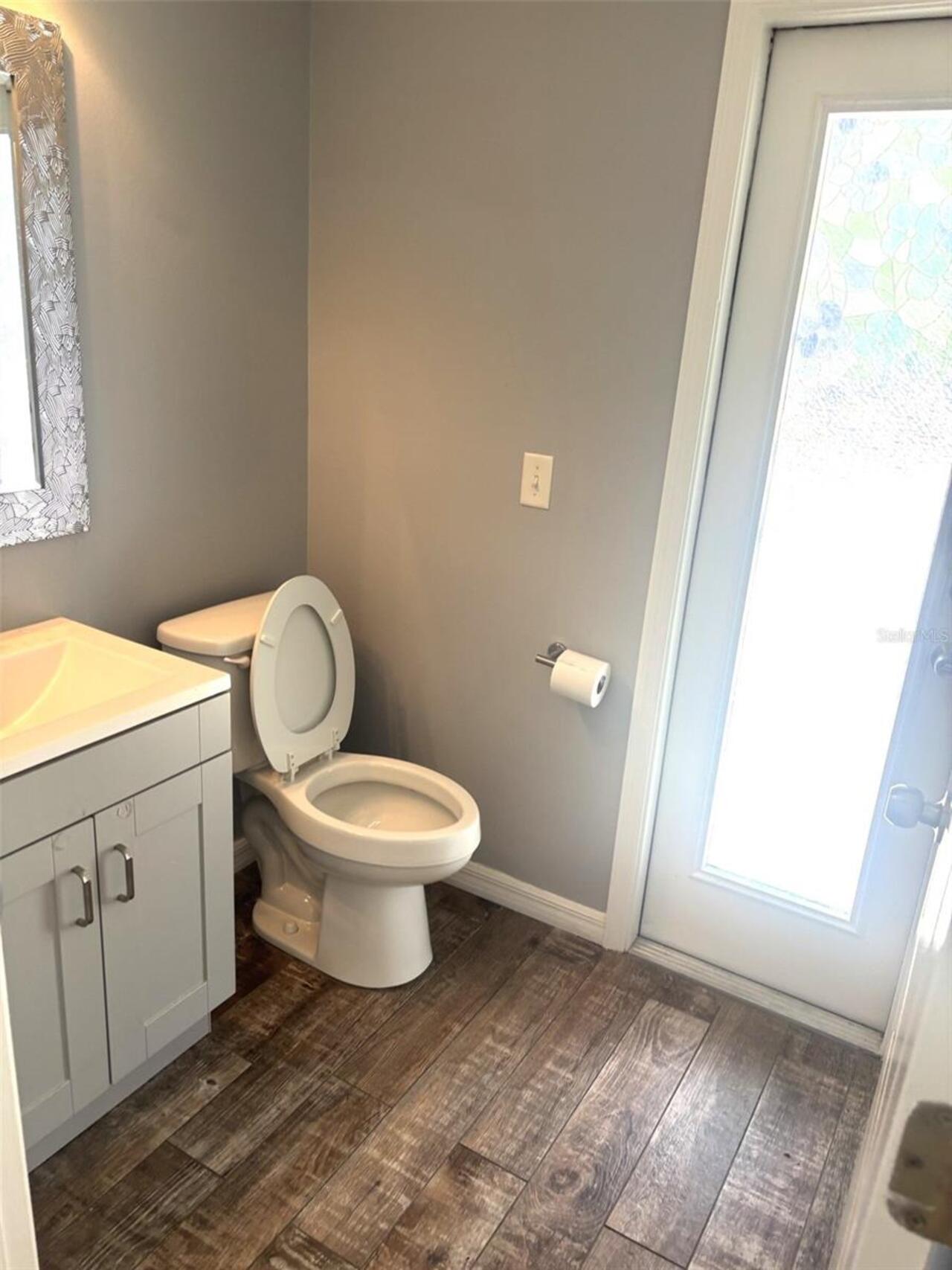 Listing Photo 7