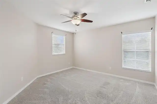 Listing Photo 28