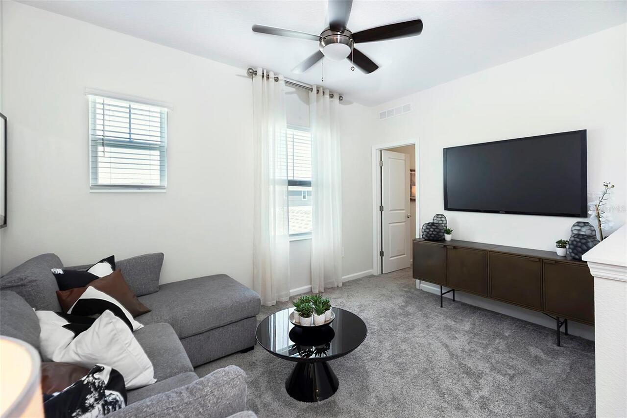 Listing Photo 11