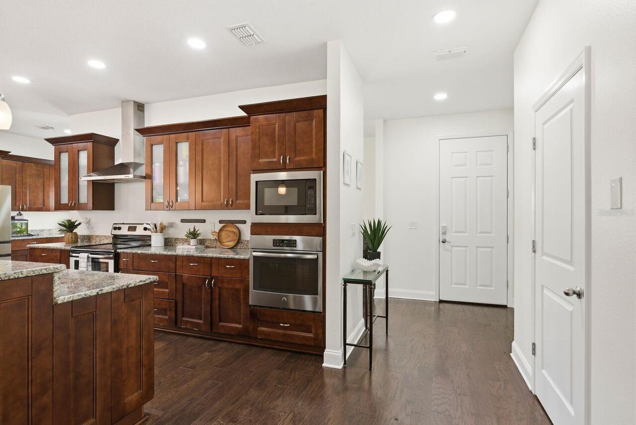 Listing Photo 15