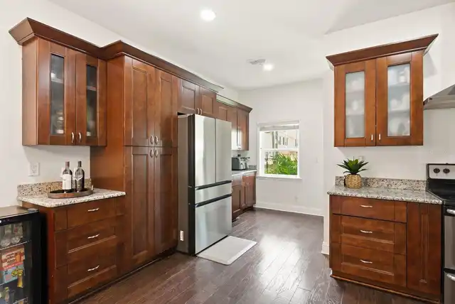 Listing Photo 18