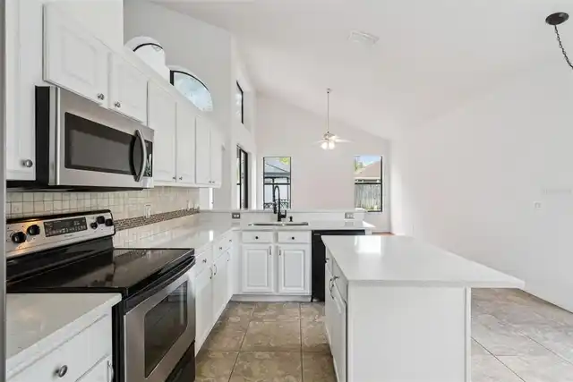 Listing Photo 7