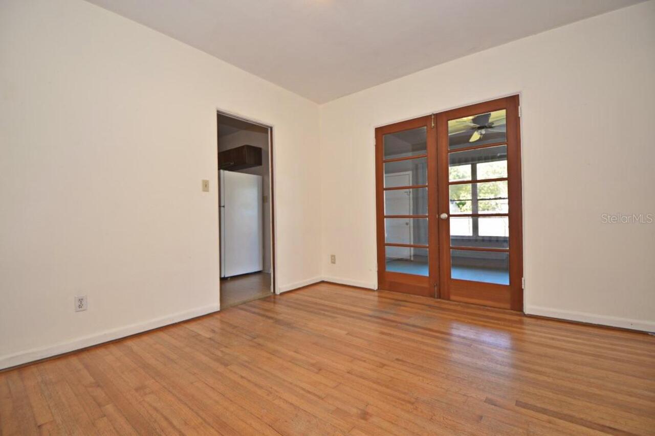 Listing Photo 9