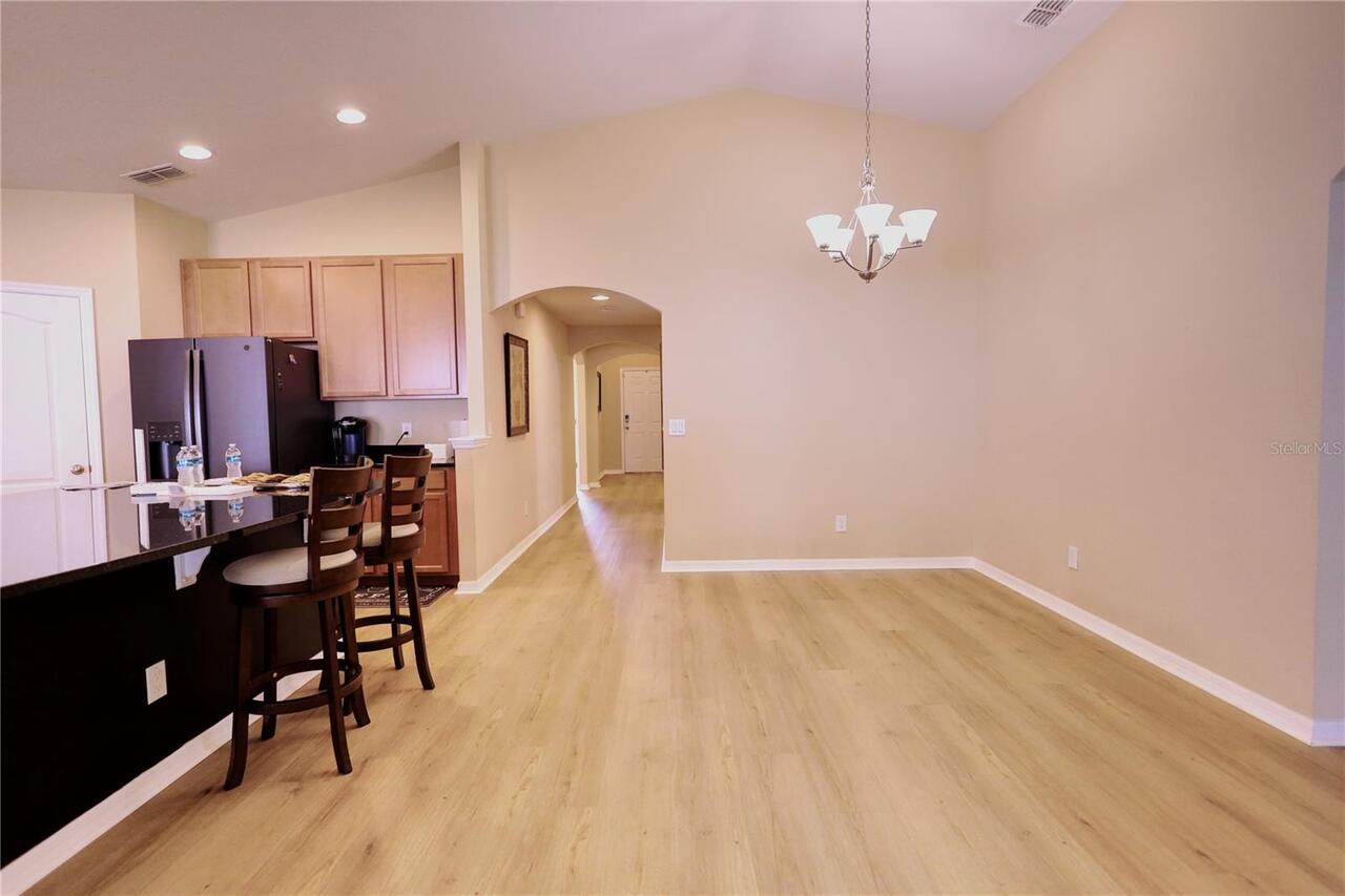 Listing Photo 9