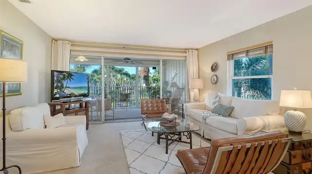 Listing Photo 10