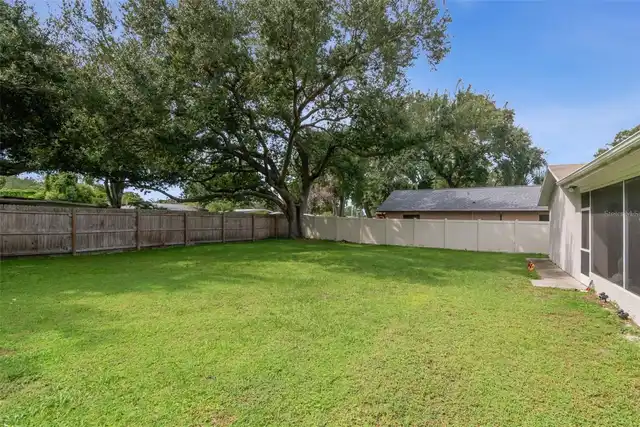 Listing Photo 28