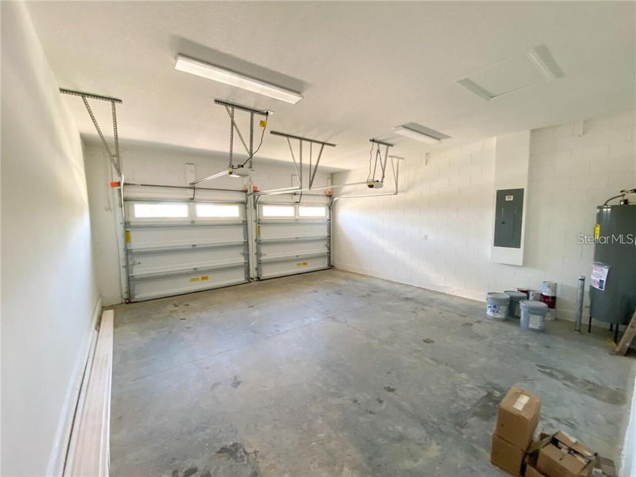 Listing Photo 9