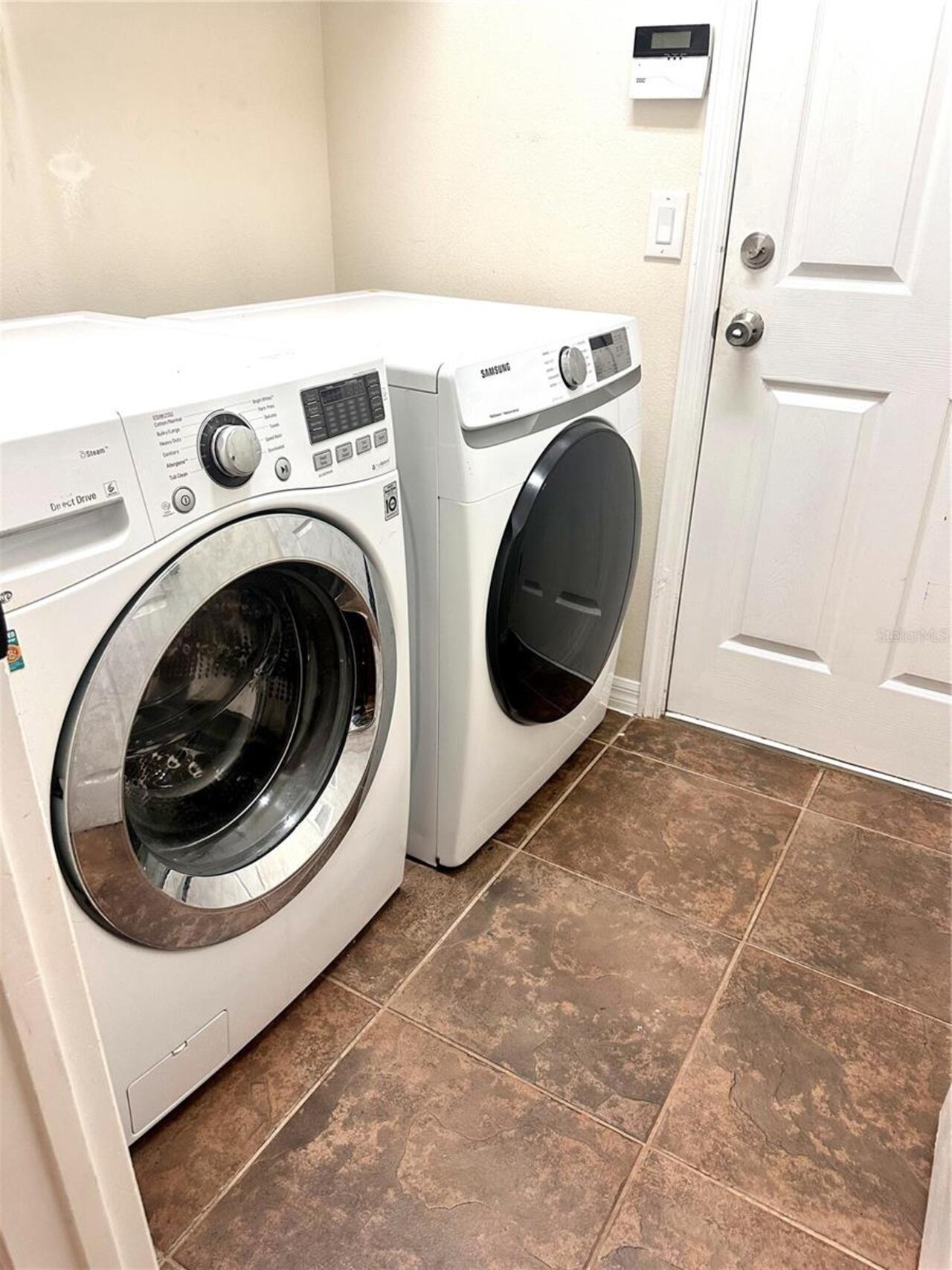 Listing Photo 8